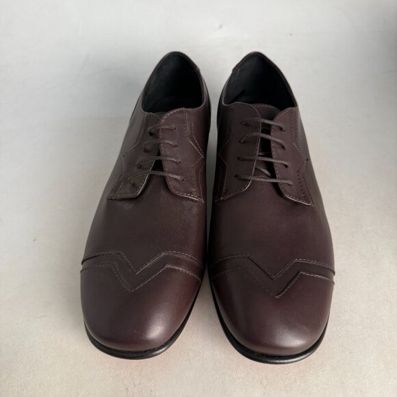 Valentino Garavani  Men\'s Brown Star Oxford - EU size 42, US size 9